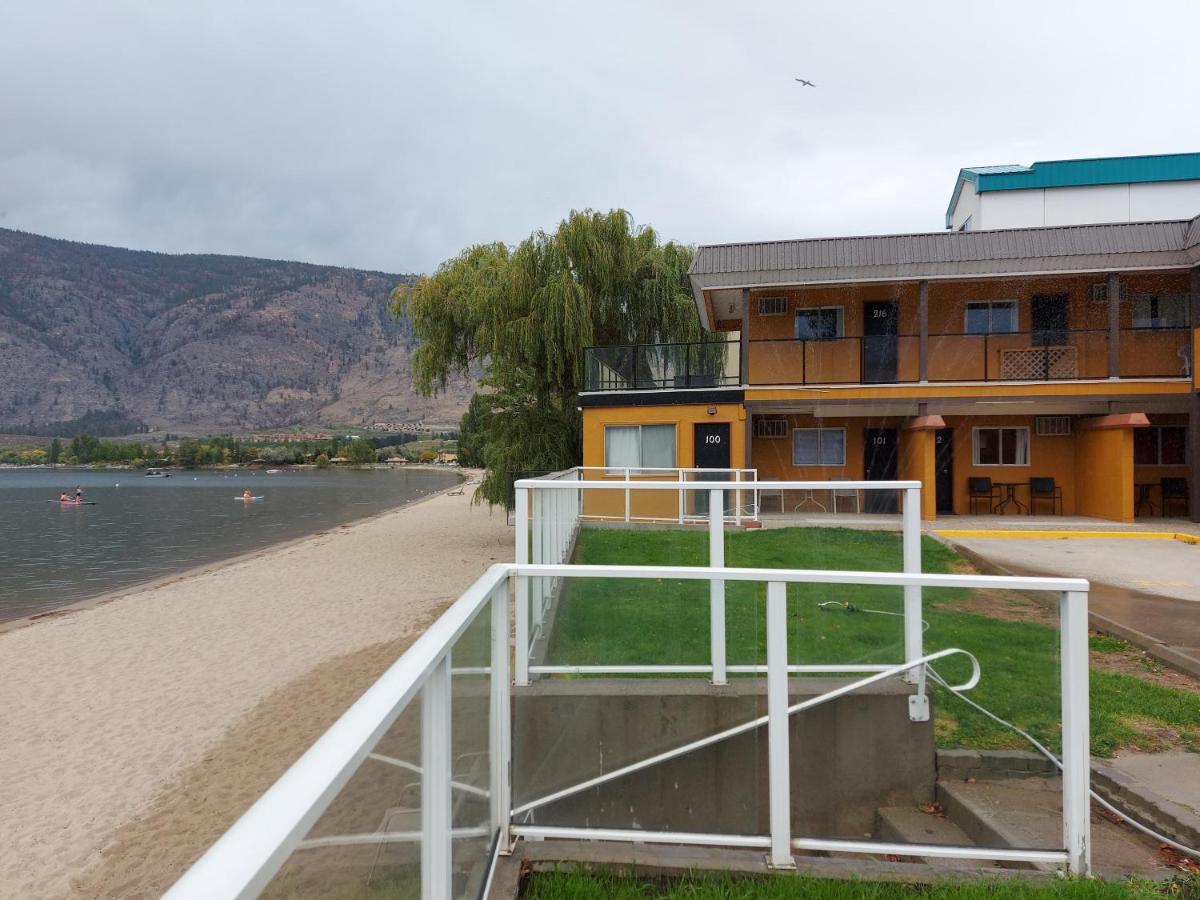 Richter Pass Beach Resort Osoyoos Exteriör bild